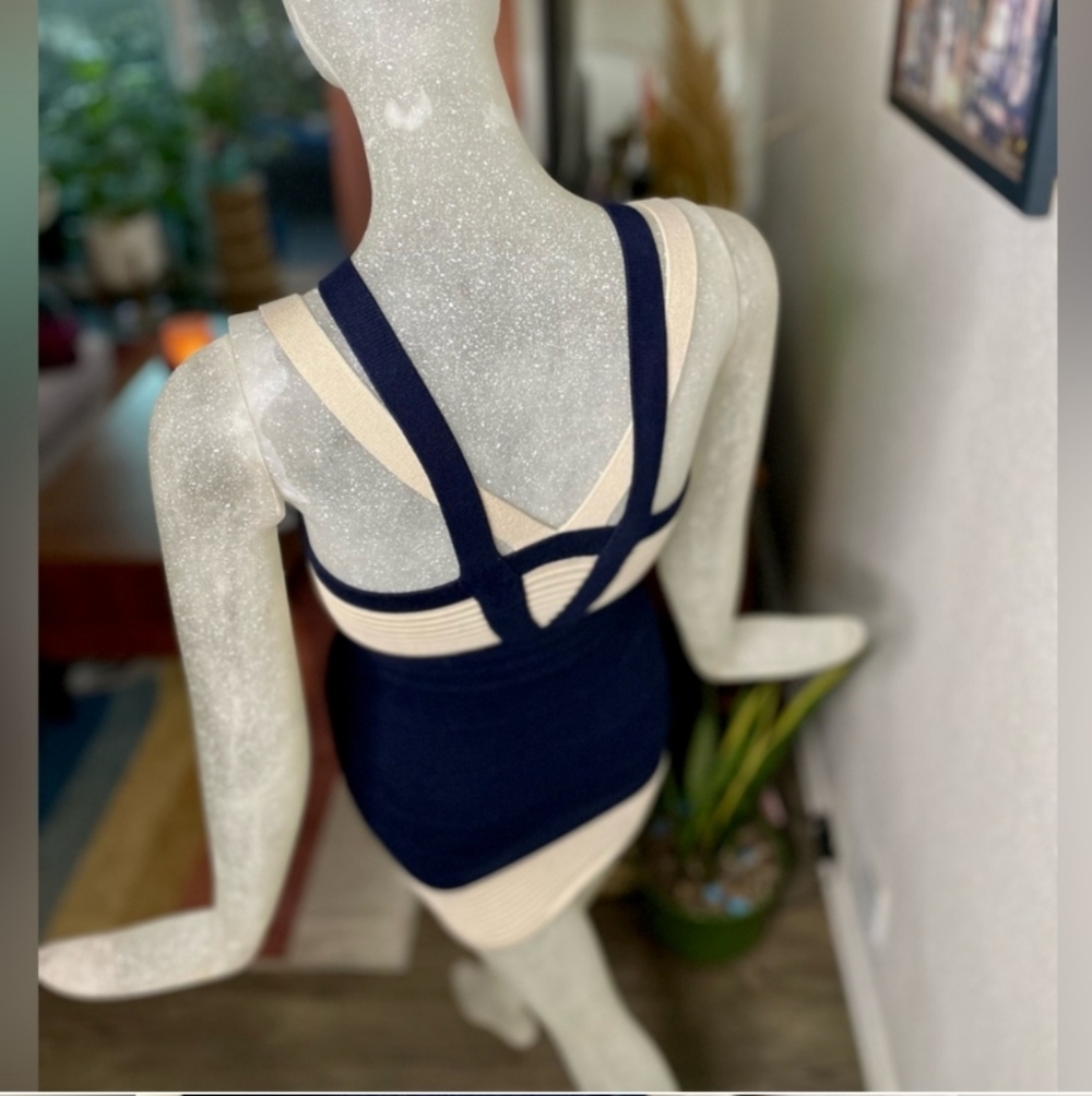 WOW COUTURE BODYCON MINI DRESS SMALL NAVY CREAM BANDAGE STRAPPY - Picture 5 of 6